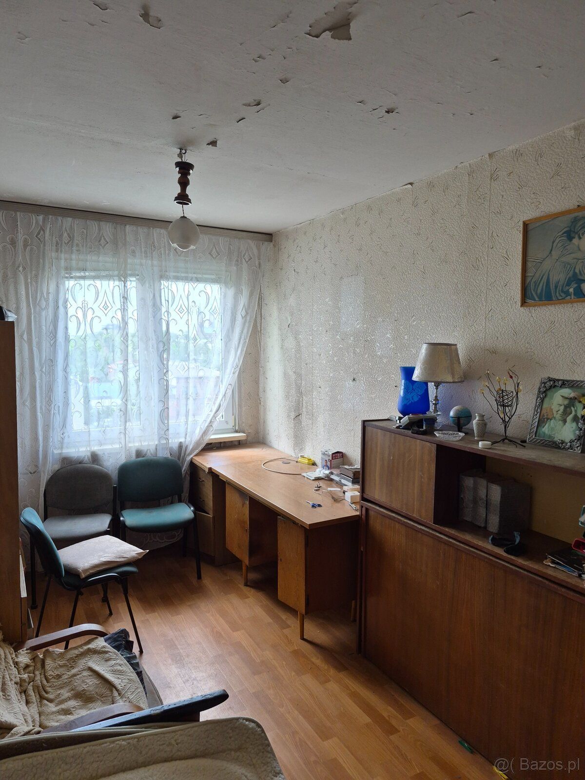 Sprzedam 3 pokoje w Żyrardowie 53 m2, do remontu. 4 piętro b