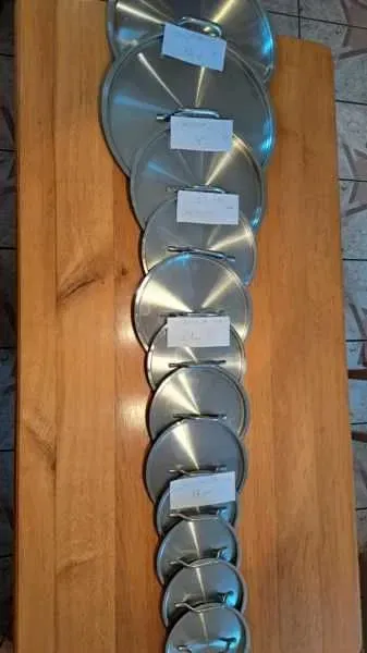 Przykrywka Stalgast o średnicy 17 cm / 16,17 x4 szt po 15,00