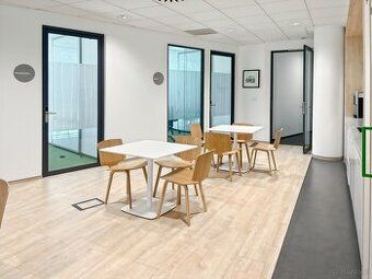 Nieograniczony dostęp do przestrzeni coworkingowej w lokaliz
