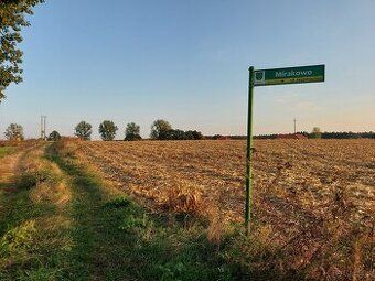 Sprzedam działkę budowlaną o pow. 3299 m kw., położoną w mie