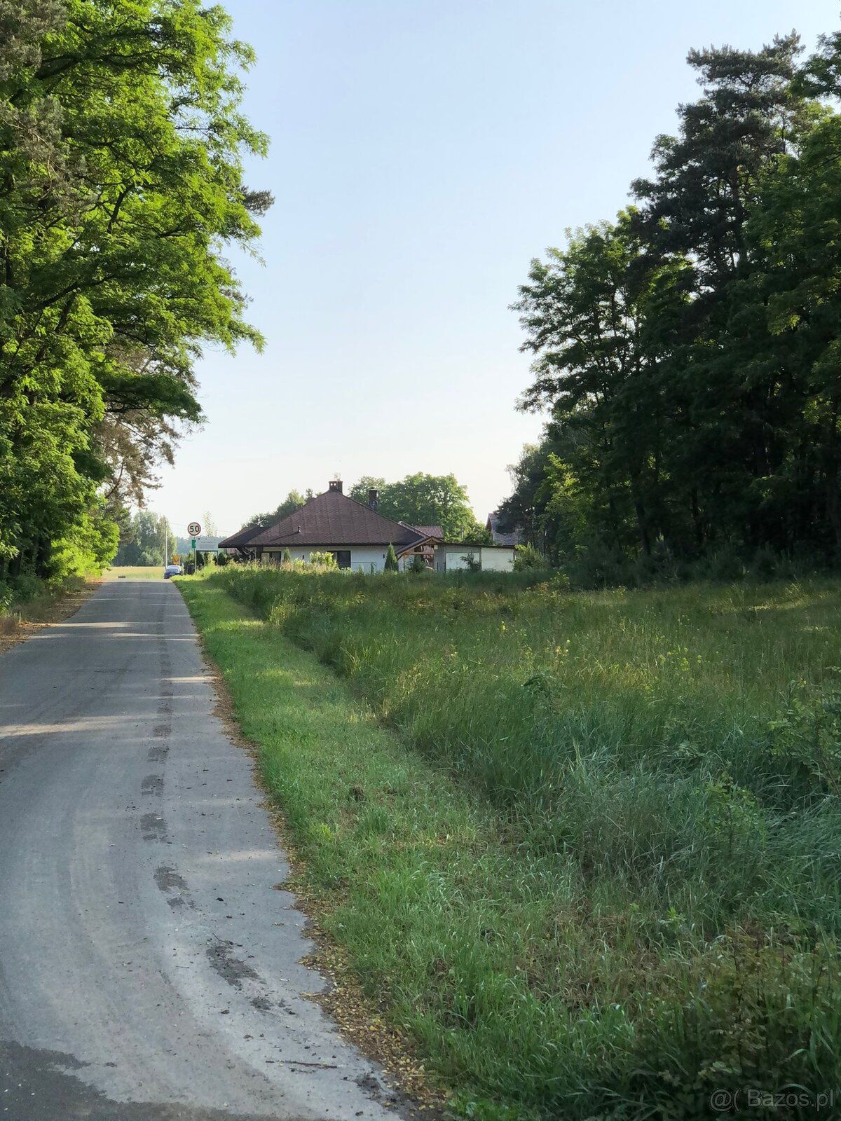 Przedmiotem sprzedaży jest działka o powierzchni 1133m², usy