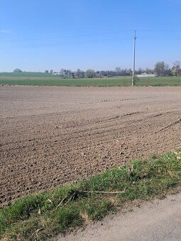 Na sprzedaż atrakcyjna działka budowlana położona w miejscow