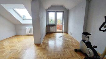 Przestronne, dwupoziomowe mieszkanie o powierzchni 112 m2 po