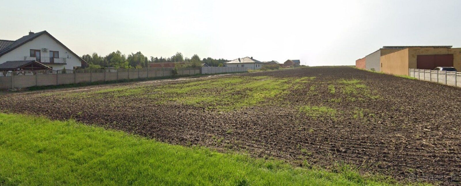 Продаються земельні ділянки під будівництво площею від 810