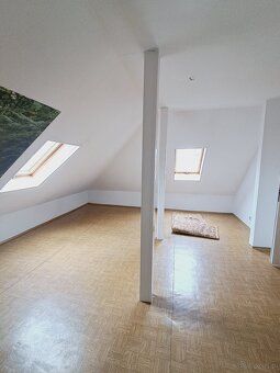Na prodej nabízíme byt o celkové ploše 60 m², který se