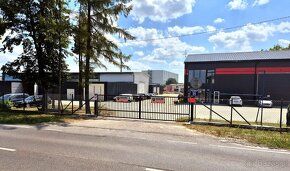 Для оренди є виробничо-складська зала площею 324 м² з