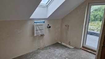 I present you the last free house in the intimate housing