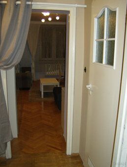 Для оренди квартира площею 36 м², вул. Яна Павла ІІ 35 (кут