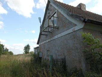 A peaceful homestead in Śmiardowo. For more information