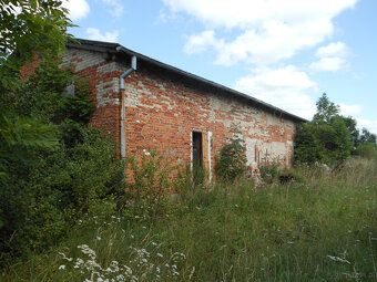 A peaceful homestead in Śmiardowo. For more information