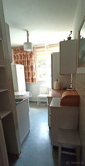 Two single bedrooms for rent for students who value
