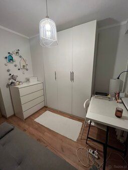 I am renting an individual furnished room with wardrobe