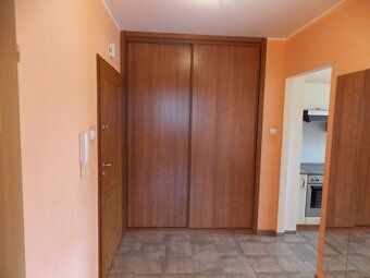 Sunny apartment in new development in Gdańsk at ul