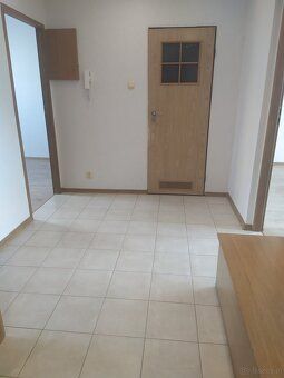 Apartment 50,5 sqm, first floor, two rooms, separate