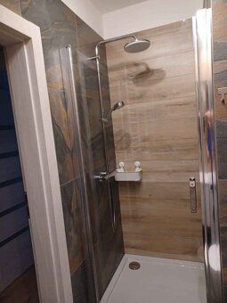 Hello, I have a new three-room apartment for rent at Porto