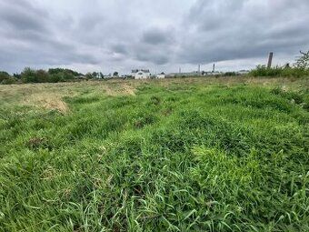 For sale a building plot with an area of 1400 m² located in