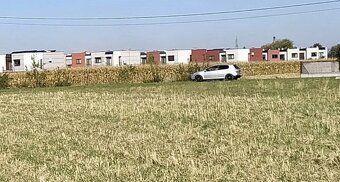 For sale a building plot with an area of 1400 m² located in