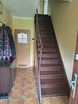 I am selling a two-storey single-family house with