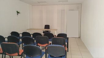 I sell a commercial-service-office space with an area of 24