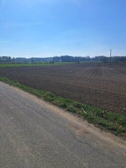 На продаж дві ділянки під будівництво розташовані в селі