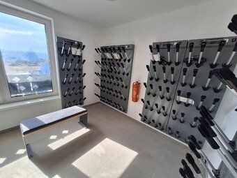 Predám 1-izbový apartmán na druhom poschodí vo Vysokých Tatr