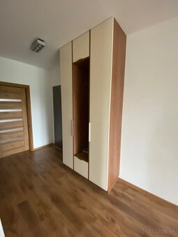 Ponúkam na prenájom 2 - izb. byt s loggiou na ul. Narcisová 