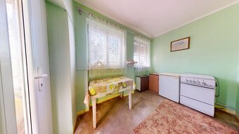 Ponúkame Vám na predaj 3- izbový rodinný dom s predzáhradkou