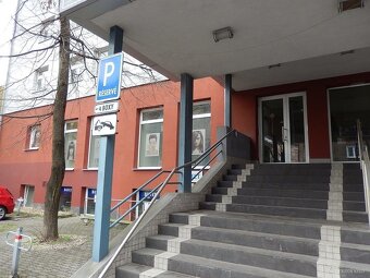Ponúkame na predaj obchodný priestor nachádzajúci sa v admin