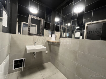 OBCHODNÉ PRIESTORY 119 M2 V NOVOSTAVBE MATADORKA S PRESKLENÝ