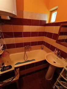 REALITY321 Vám ponúka na predaj 4-izbový rodinný dom, s rozl