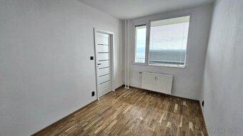 ** NOVINKA ** Ponúkam na predaj NOVOZREKONŠTRUOVANÝ 2-izbový