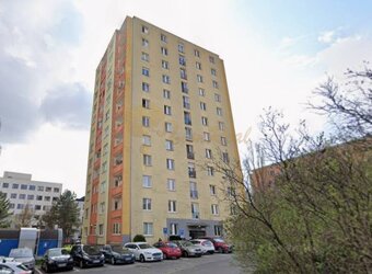 Ponúkame na predaj 1-izb. byt na ul. Račianska, Nové Mesto.
