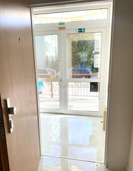 Ponúkame na predaj kompletne zrekonštruovaný 4-izb. byt na u