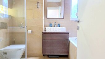 Realitná kancelária PrimeReality ponúka na prenájom luxusný,