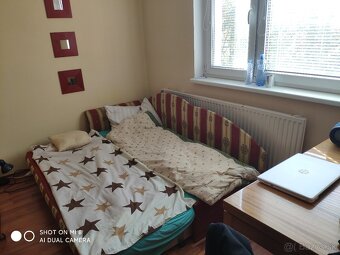 Bratislava zaciatok Petrzalky oproti Auparku je volna 2 post