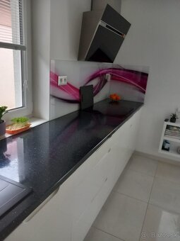 Predám rodinný dom v obci Mikušovce 110m2...pozemok 1800m2+ 