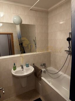 Ponúkame na predaj zariadený 1-izb. byt na ul. Tomášikova, N