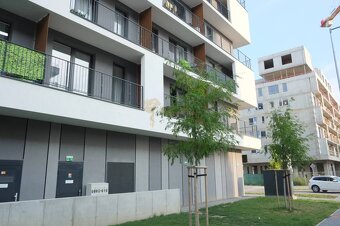 Ponúkame na predaj 1,5 izbový byt dispozične upravený na 2 i