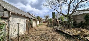 Ponúkame na predaj starší rodinný dom nachádzajúci sa v lukr