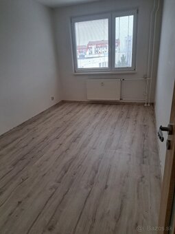 Prenajímame 2-izbový byt na Hájiku o rozlohe 50 metrov štvor