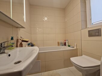 Ponúkame na predaj príjemný 4 iz. rekreačný rodinný dom NOVO