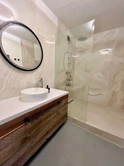Ponúkame na prenájom 2,5-izbový byt o výmere 63 m² vo vyhľad