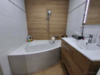 Predaj 3-izbového bytu s balkónom v meste Poltár
Ponúkame na