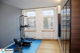 Pozostáva: chodba kuchyňa, spĺňa, obývacia miestnosť, posilň