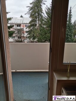 Ponúkame na prenájom 1 izbový byt priamo v centre Martina o 