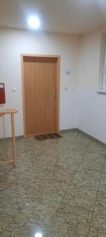 Ponúkame do dlhodobého prenájmu veľkometrážny 3i byt s vysok
