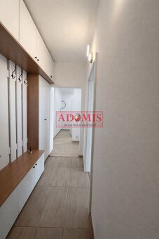 Ponúkame na prenájom priestranný a svetlý 3-izbový byt na ul