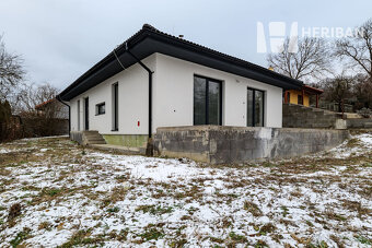 Realitní makléri Peter Heriban a Klaudia Heribanová Vám ponú