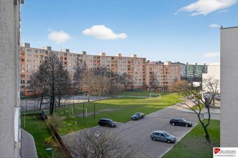 REB. sk ponúka exkluzívne na predaj 4 izbový byt s dobrým di
