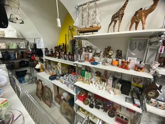 Eladó 30 m²-es üzlethelyiség a vásárcsarnokban
Egészségügyi 